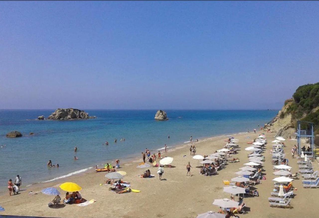 Stefanias Prasoudi Beach Άγιος Ματθαίος Εξωτερικό φωτογραφία